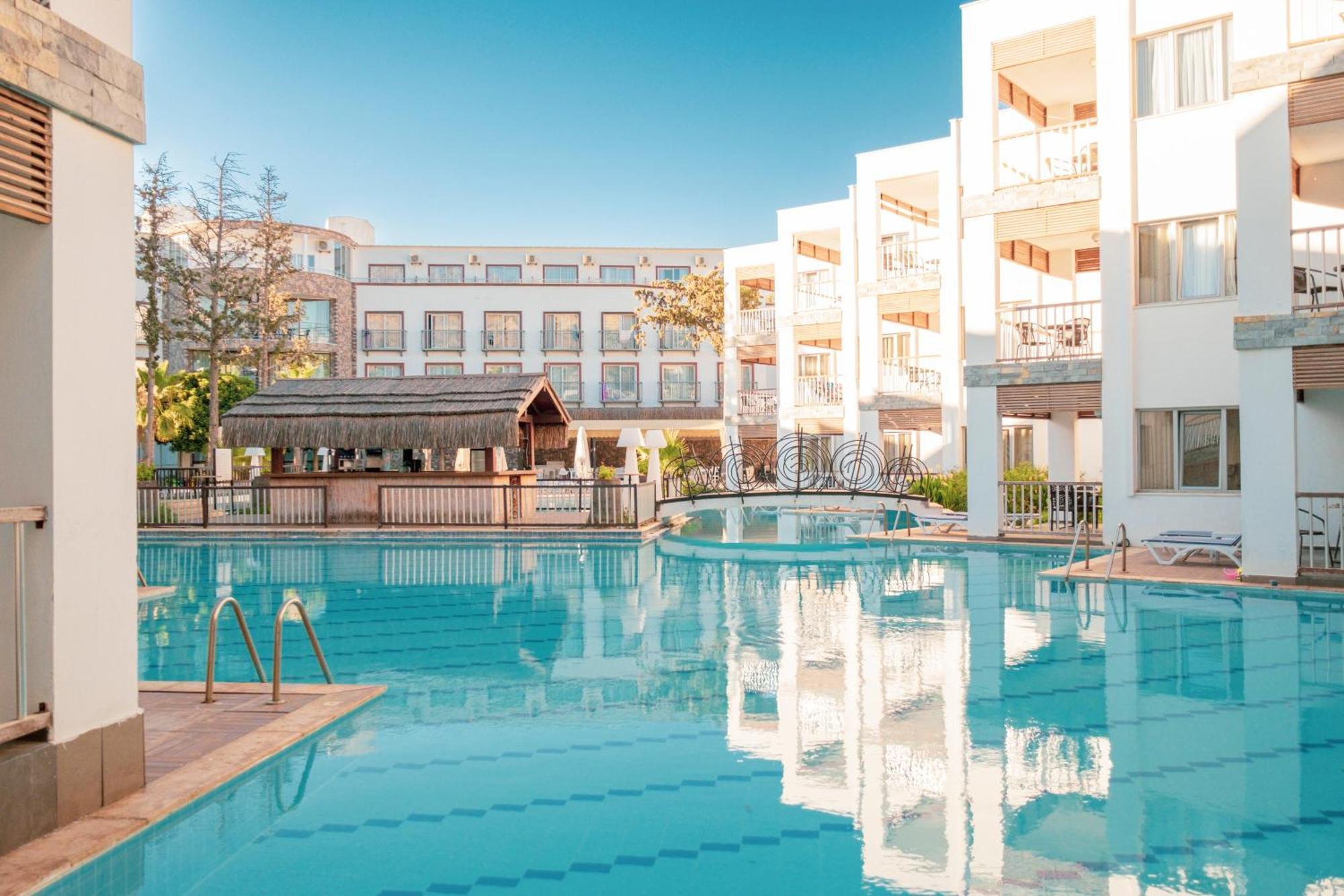 Ladonia Hotels Mio Bianco อัคยาร์ลาร์ ภายนอก รูปภาพ