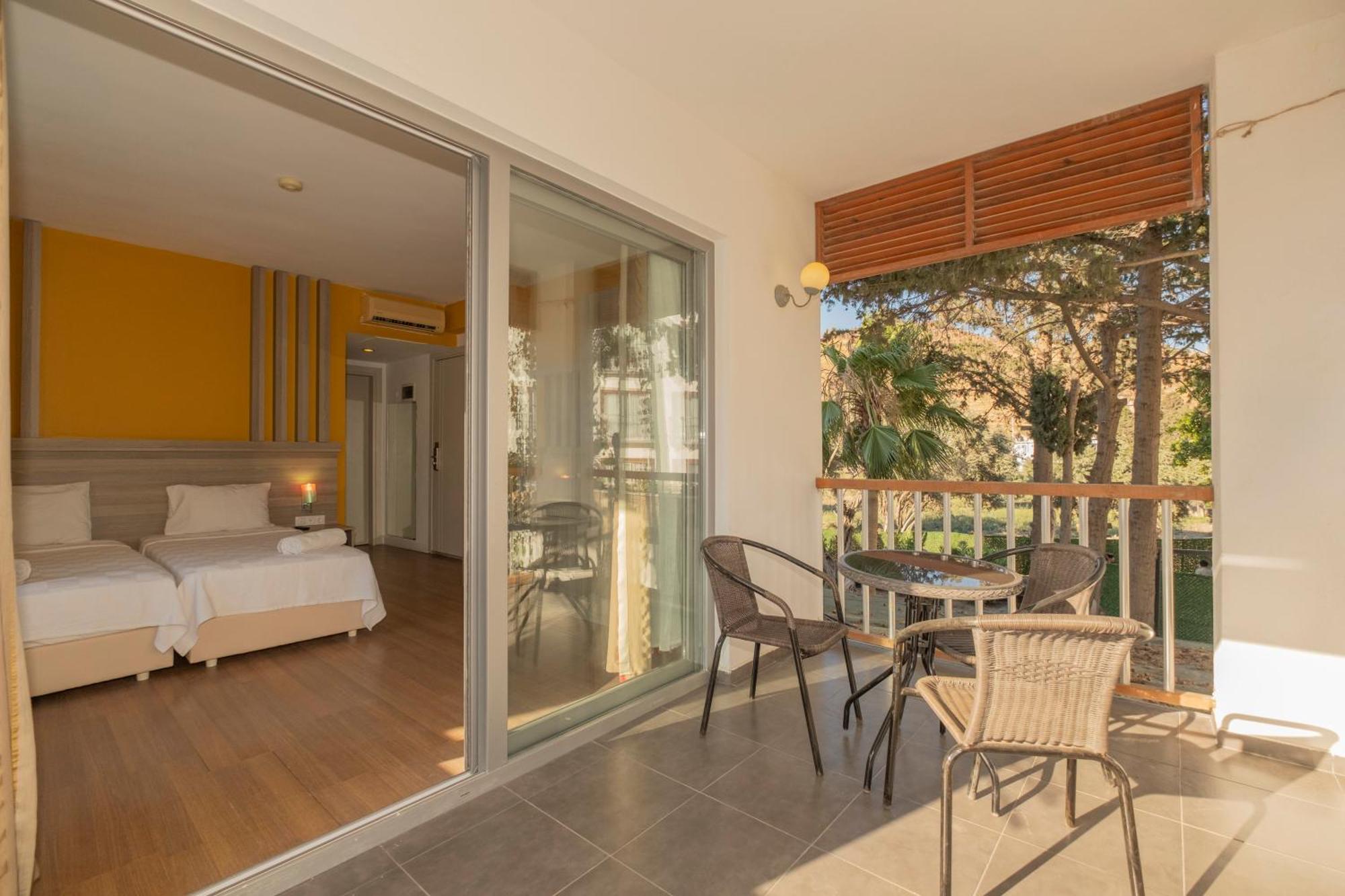 Ladonia Hotels Mio Bianco อัคยาร์ลาร์ ภายนอก รูปภาพ