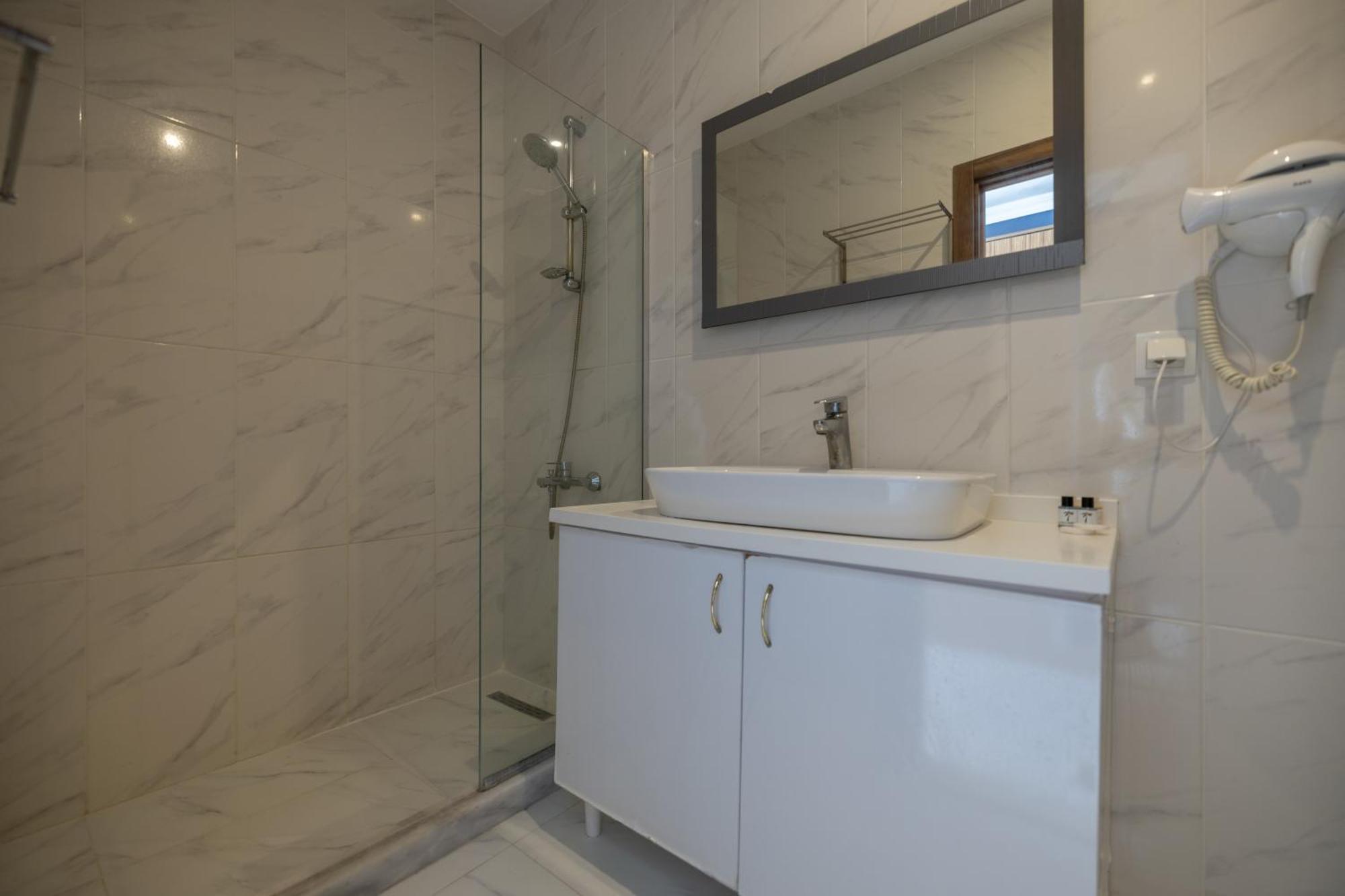 Ladonia Hotels Mio Bianco อัคยาร์ลาร์ ภายนอก รูปภาพ
